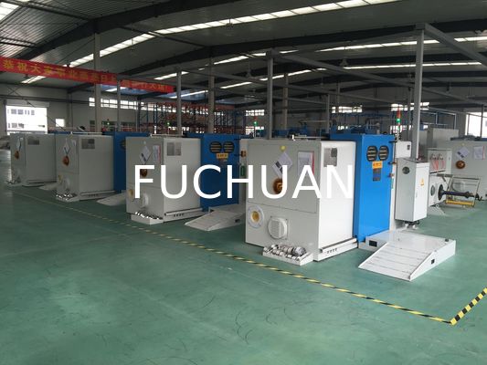 Torção dobro do PLC que ajunta o equipamento automático do twister do fio de cobre da máquina