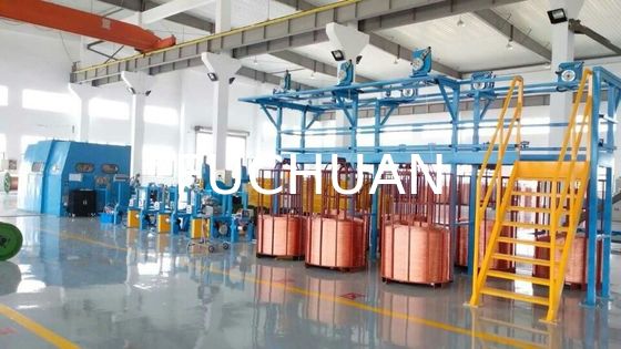 Duplo torcedor para filamento de condutores e colocação de cabos de núcleos