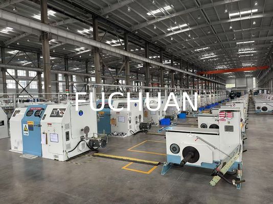 Comprimento de colocação do fio 0,8 a 4,0 mm Máquina de aglutinação de fio de cobre de classe 14 oferecendo velocidade operacional de 1800 a 3000 RPM Adequada para processamento de fio
